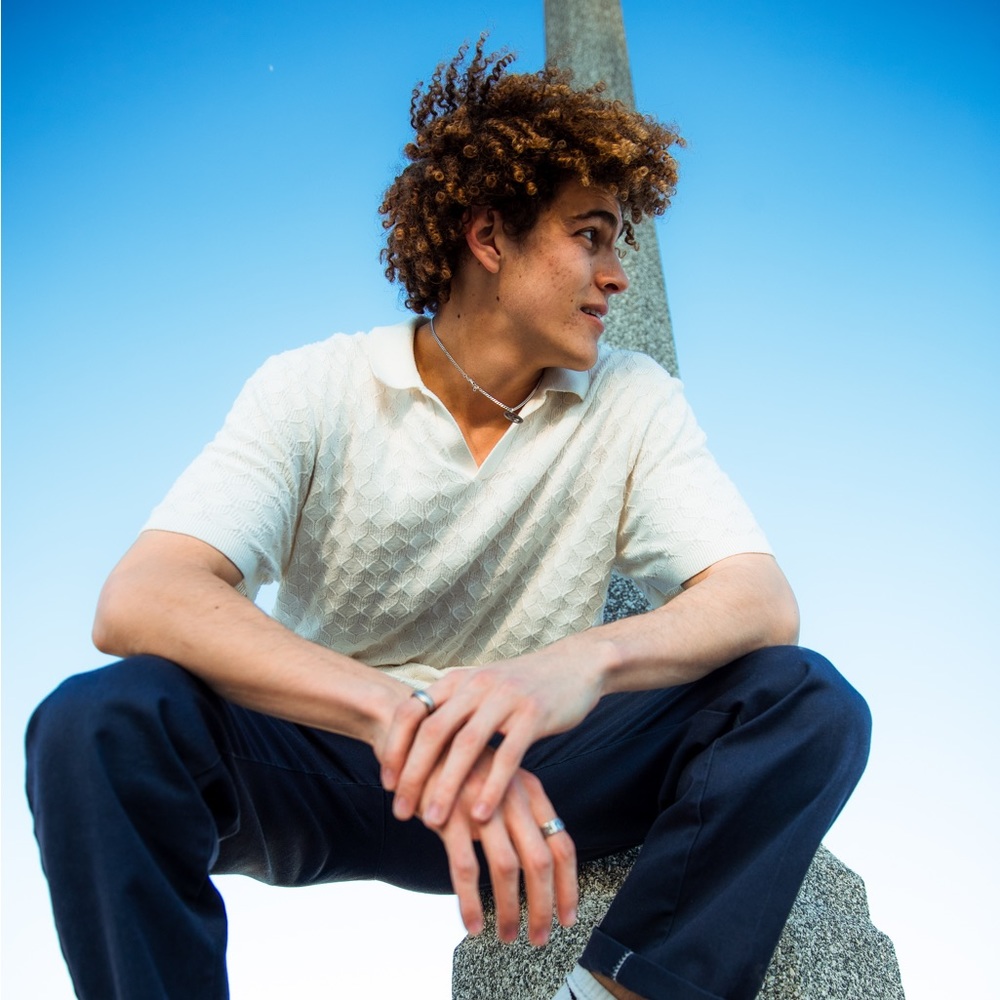 Meet your Posher, Zach